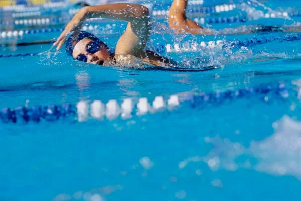 Natação - Clube Nacional de Ginástica