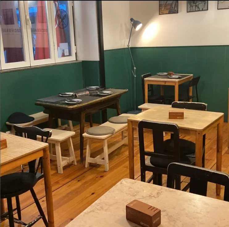Sociedade Parede Sala.jpg